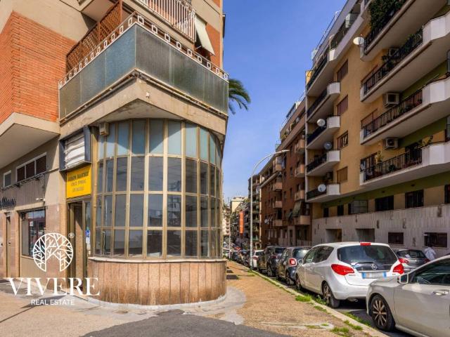 Locale Commerciale in vendita a Municipio Roma IV, Roma Capitale