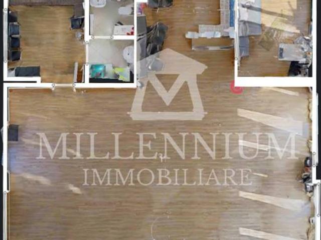 Locale Commerciale in vendita a Centroni, Roma Capitale
