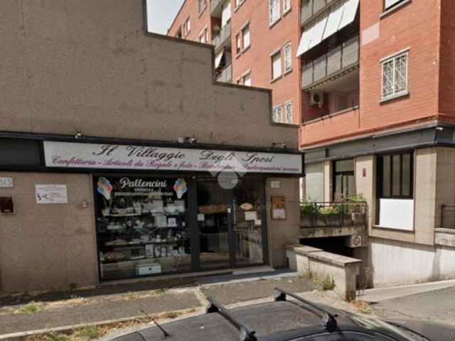 Locale Commerciale in vendita a Municipio Roma IV, Roma Capitale