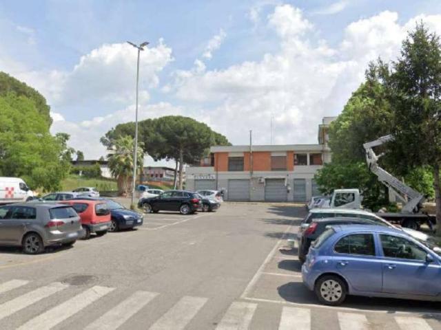 Locale Commerciale in vendita a Prato Fiorito, Roma Capitale