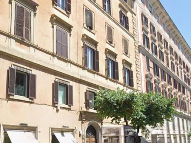 Locale Commerciale in vendita a Municipio Roma I, Roma Capitale