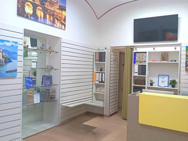 Locale Commerciale in vendita a Municipio Roma I, Roma Capitale