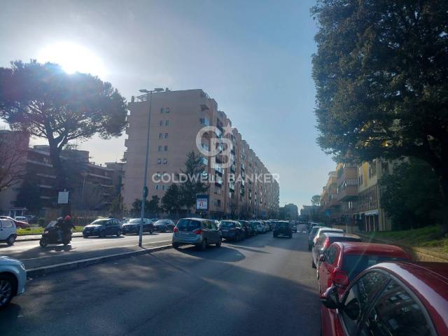 Locale Commerciale in vendita a Municipio Roma IV, Roma Capitale