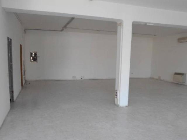 Locale Commerciale in vendita a Selz, Ronchi Dei Legionari