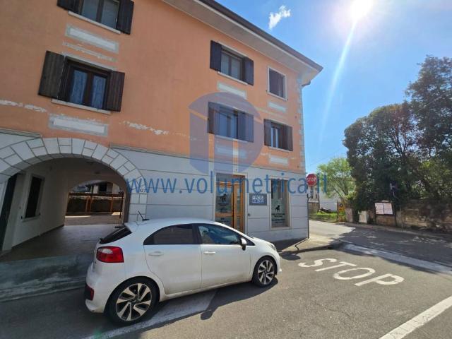 Locale Commerciale in vendita a San Vito, Ronchi Dei Legionari