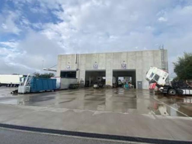 Locale Commerciale in vendita a Cà Vico, Rossano Veneto