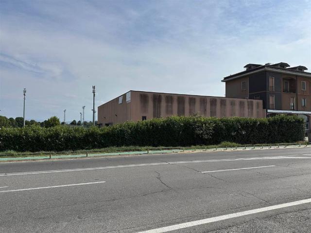Locale Commerciale in vendita a Rottofreno, Reggio Emilia