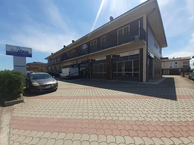 Locale Commerciale in vendita a Rottofreno, Reggio Emilia