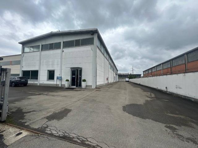 Locale Commerciale in vendita a Case Nuove Bonina, Rottofreno