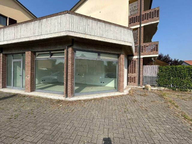 Locale Commerciale in vendita a Rottofreno, Reggio Emilia