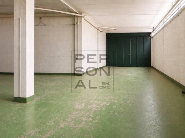 Locale Commerciale in vendita a Comunità della Vallagarina, Borgo Sacco