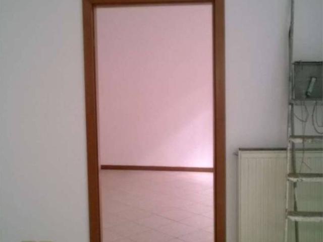 Locale Commerciale in vendita a Comunità della Vallagarina, Borgo Sacco