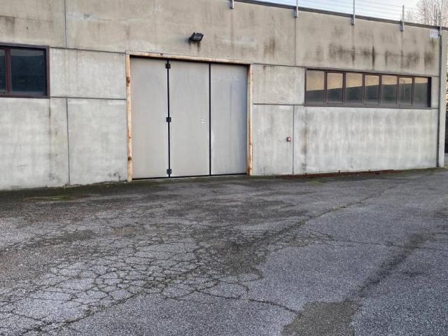 Locale Commerciale in vendita a Rovigo, Veneto