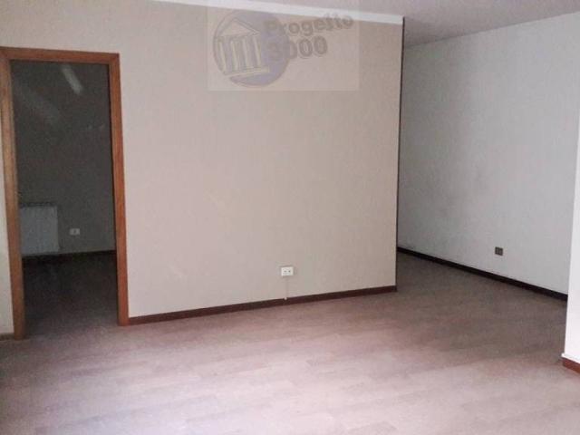 Locale Commerciale in vendita a Commenda, Rovigo