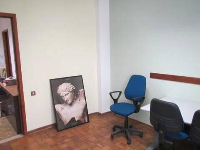Locale Commerciale in vendita a Commenda, Rovigo