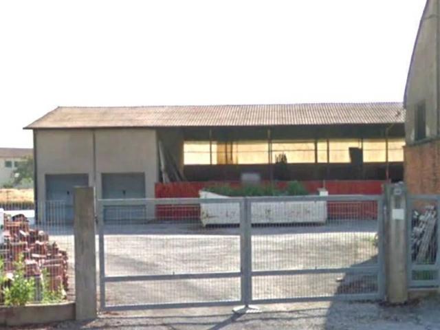 Locale Commerciale in vendita a Commenda, Rovigo