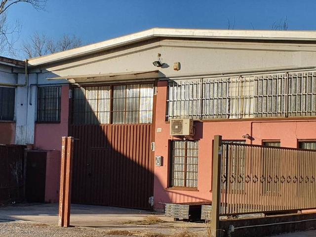 Locale Commerciale in vendita a Gratosoglio, Rozzano