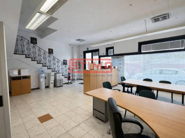 Locale Commerciale in vendita a Tresinaro - Secchia, Re