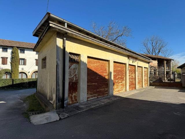 Locale Commerciale in vendita a Ruda, Friuli-Venezia Giulia