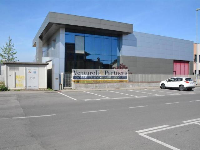 Locale Commerciale in vendita a Rudiano, Lombardia
