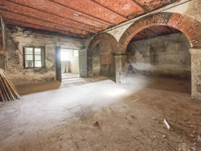 Locale Commerciale in vendita a Unione di Comuni Valdarno e Valdisieve, Rufina