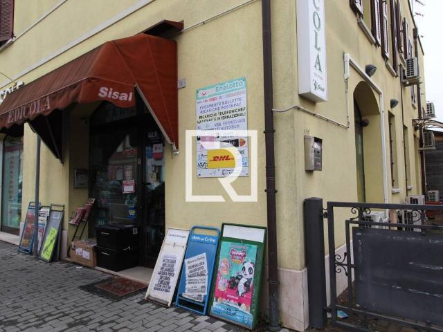 Locale Commerciale in vendita a Russi, Reggio Emilia