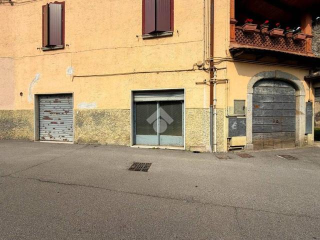 Locale Commerciale in vendita a Comunità montana della Valle Sabbia, Sabbio Chiese