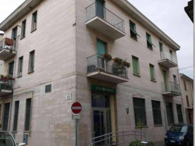 Locale Commerciale in vendita a Piemonte, Alessandria