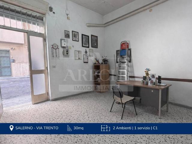 Locale Commerciale in vendita a Mercatello, Salerno