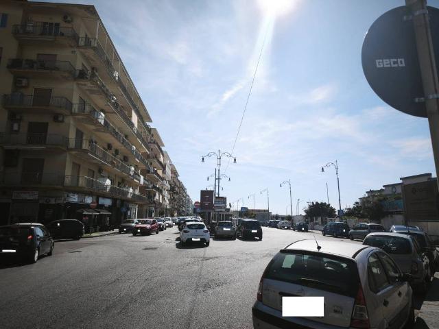 Locale Commerciale in vendita a Mercatello, Salerno