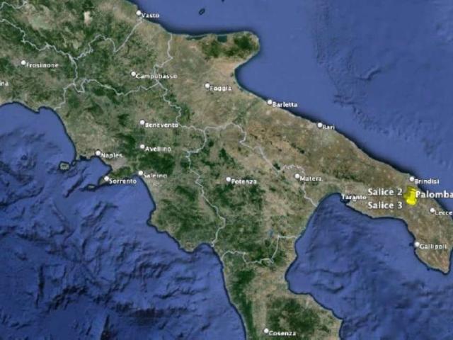 Locale Commerciale in vendita a Puglia, Lecce
