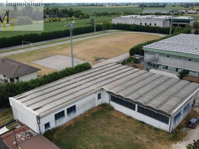Locale Commerciale in vendita a Salizzole, Veneto
