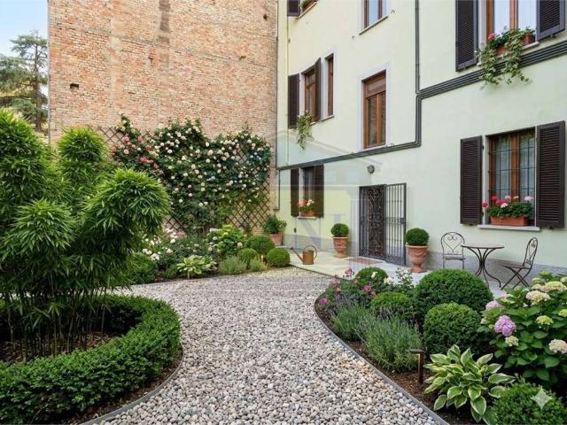 Locale Commerciale in vendita a Salsomaggiore Terme, Reggio Emilia