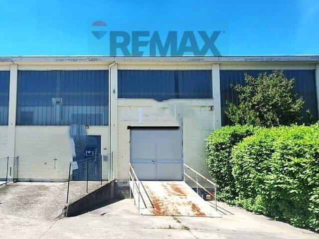 Locale Commerciale in vendita a Salsomaggiore Terme, Reggio Emilia