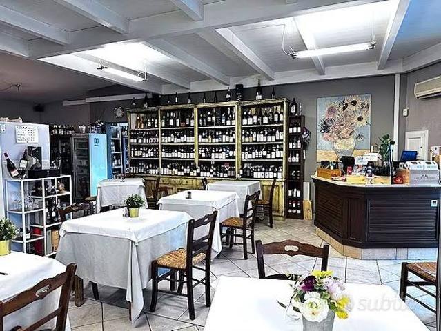 Locale Commerciale in vendita a Piemonte, Cuneo