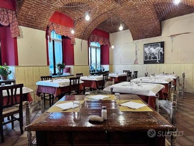 Locale Commerciale in vendita a Piemonte, Cuneo