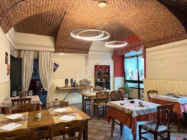 Locale Commerciale in vendita a Piemonte, Cuneo