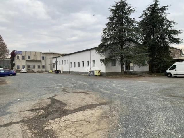Locale Commerciale in vendita a Piemonte, Torino
