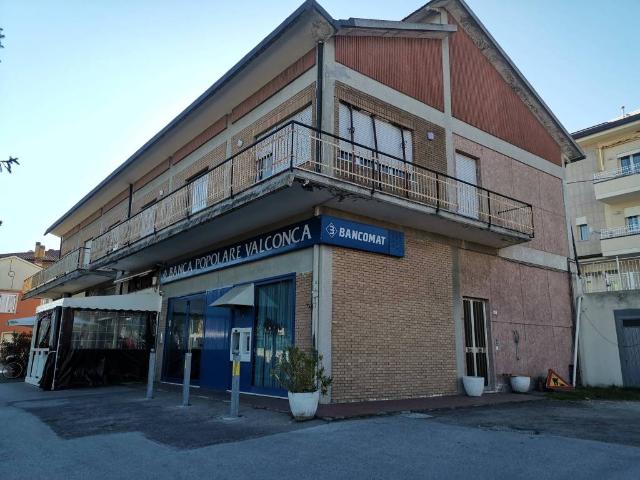 Locale Commerciale in vendita a San Clemente, Reggio Emilia