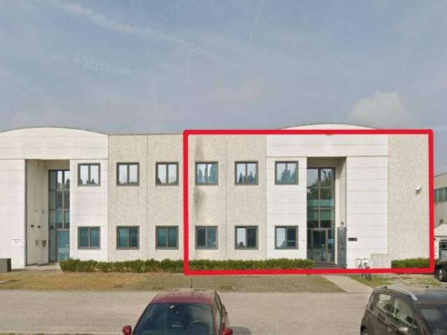 Locale Commerciale in vendita a San Donà Di Piave, Veneto