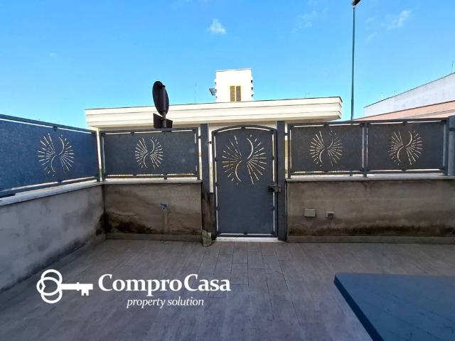 Locale Commerciale in vendita a Puglia, Lecce