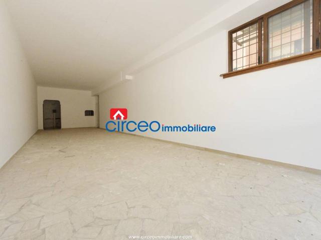 Locale Commerciale in vendita a Pantano Marino, San Felice Circeo