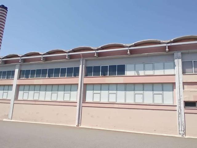 Locale Commerciale in vendita a Archi, San Filippo Del Mela