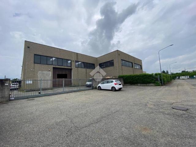 Locale Commerciale in vendita a Piemonte, Torino