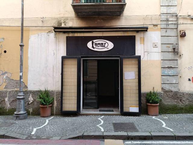 Locale Commerciale in vendita a San Giorgio A Cremano, Campania