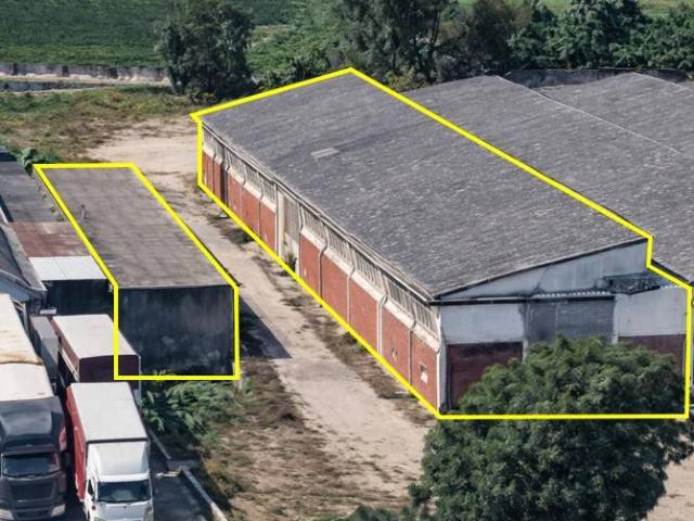Locale Commerciale in vendita a San Giovanni Lupatoto, Veneto