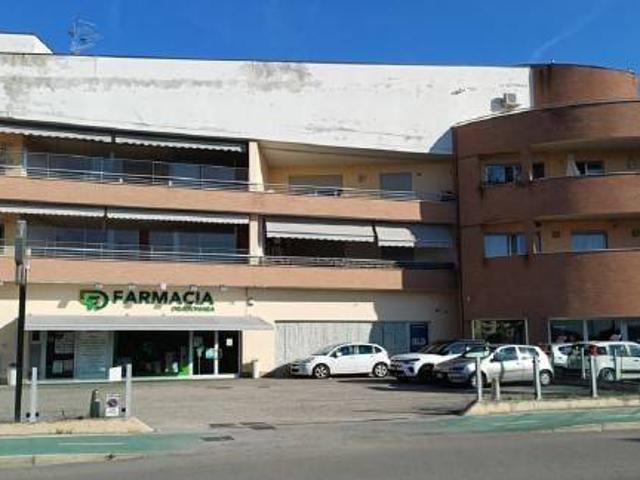 Locale Commerciale in vendita a San Giovanni Teatino, Abruzzo