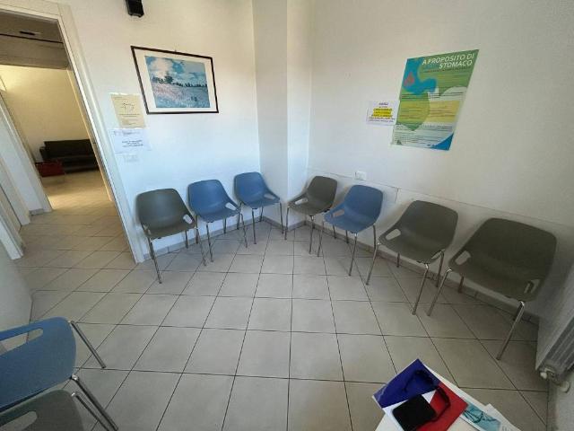 Locale Commerciale in vendita a San Giovanni Teatino, Abruzzo