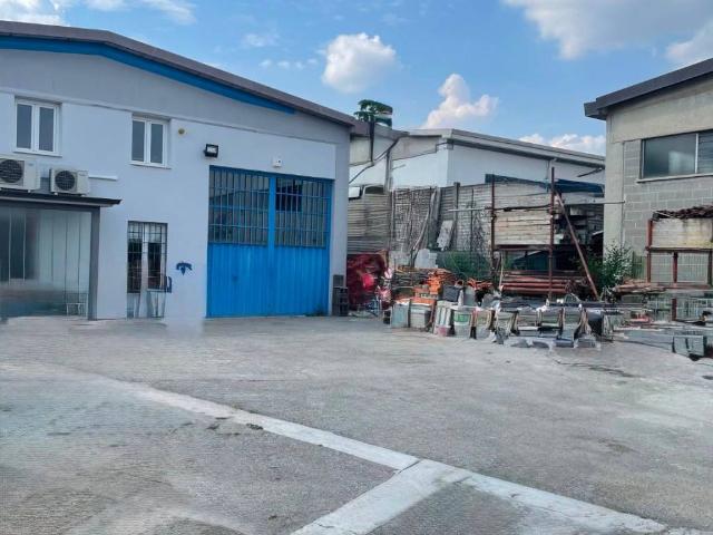 Locale Commerciale in vendita a Zivido, San Giuliano Milanese