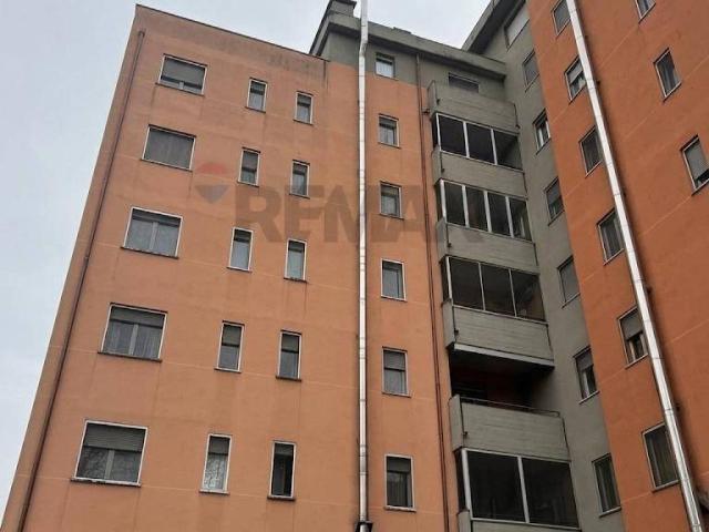 Locale Commerciale in vendita a Zivido, San Giuliano Milanese